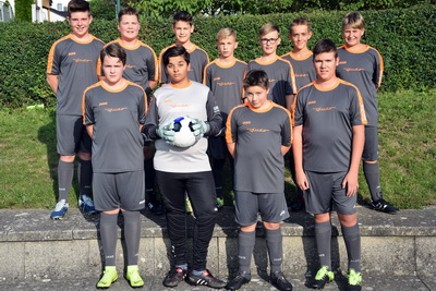 Neue Trikots für die C-Jugend der SGM Lautern/Bartholomä